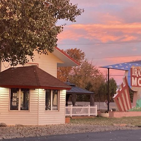 Travel Inn Motel Canon City Ngoại thất bức ảnh