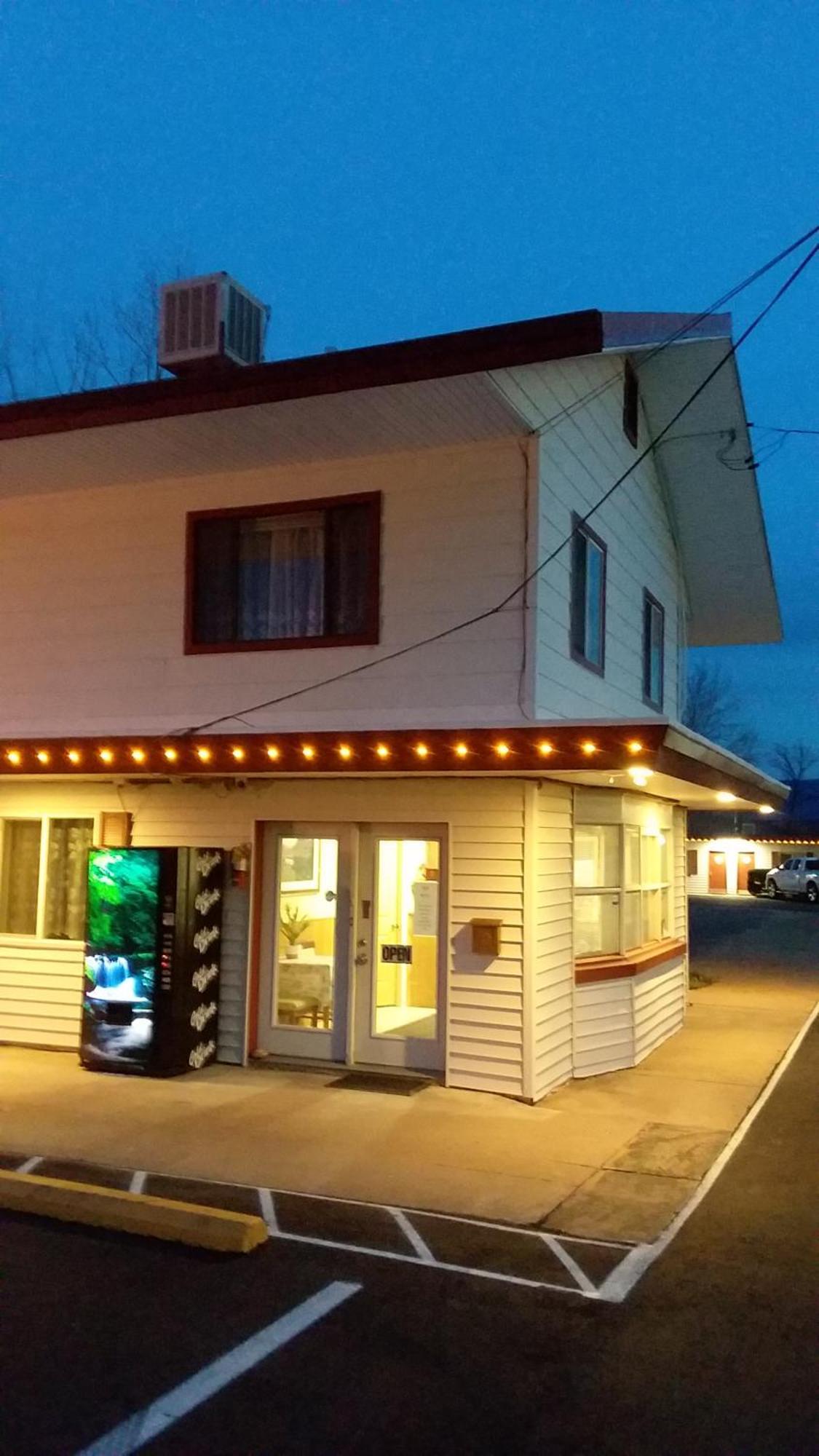 Travel Inn Motel Canon City Ngoại thất bức ảnh