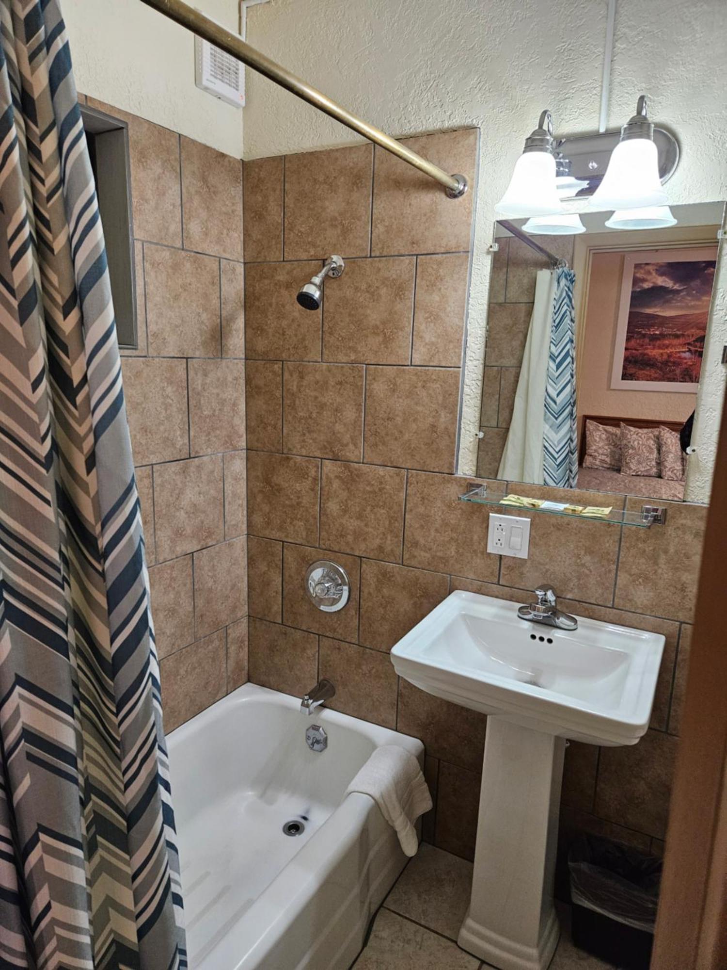 Travel Inn Motel Canon City Ngoại thất bức ảnh