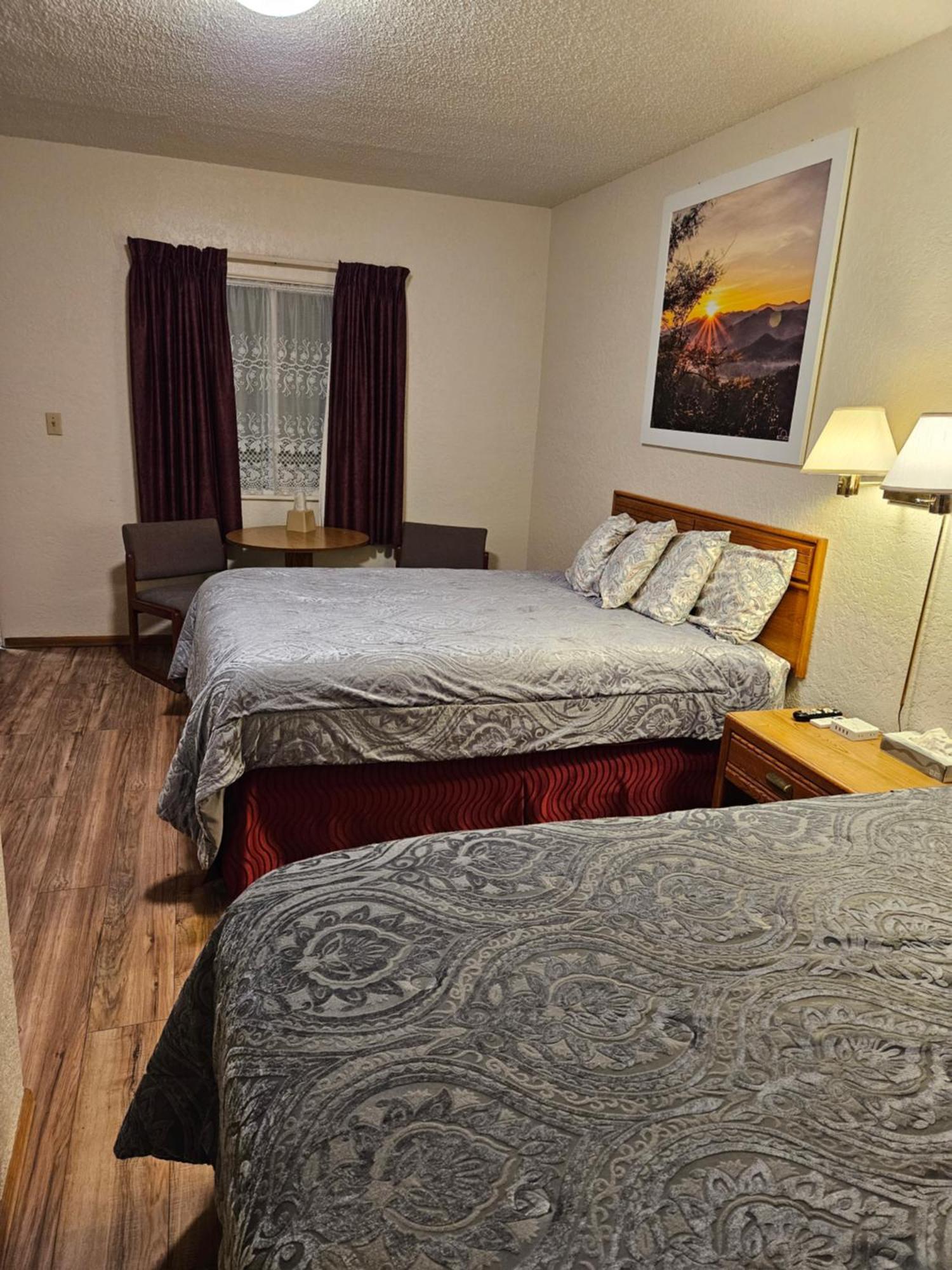 Travel Inn Motel Canon City Ngoại thất bức ảnh