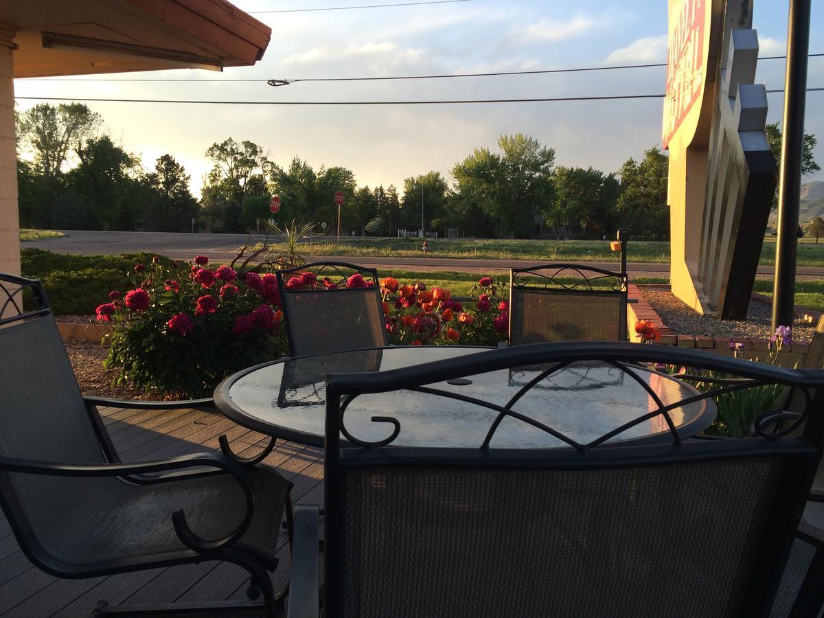 Travel Inn Motel Canon City Ngoại thất bức ảnh